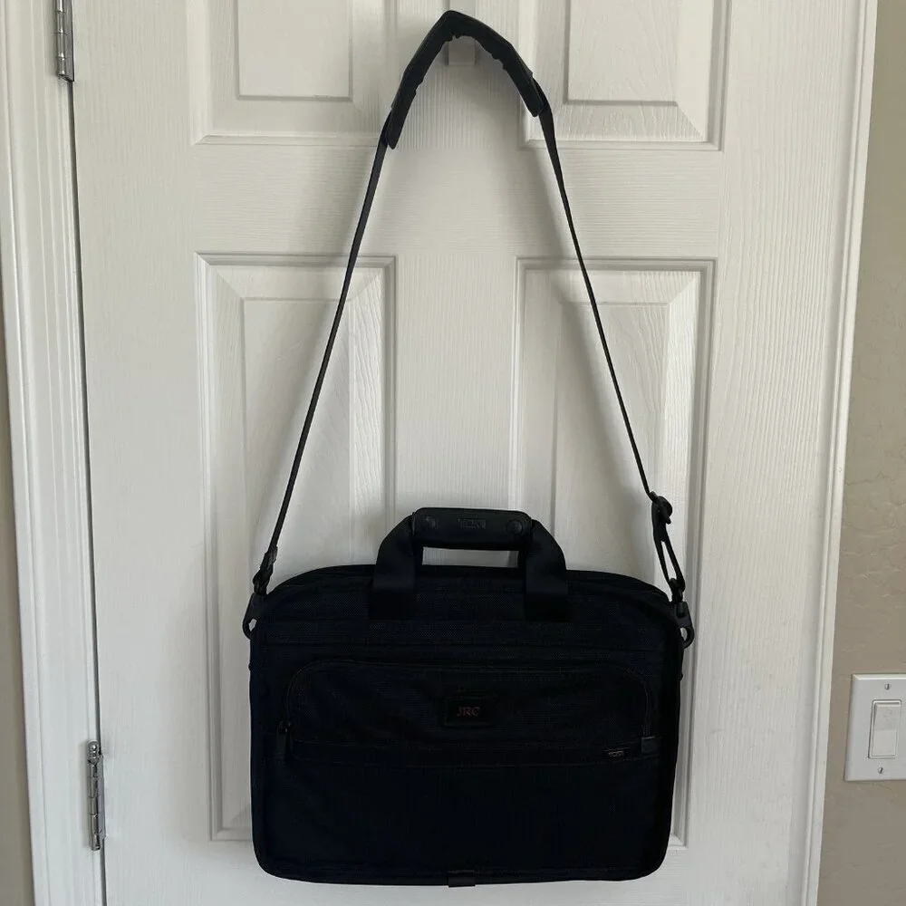 Tumi Laptop Shoulder Bag Black Ballistic Nylon Carry On Briefcase Shoulder Strap